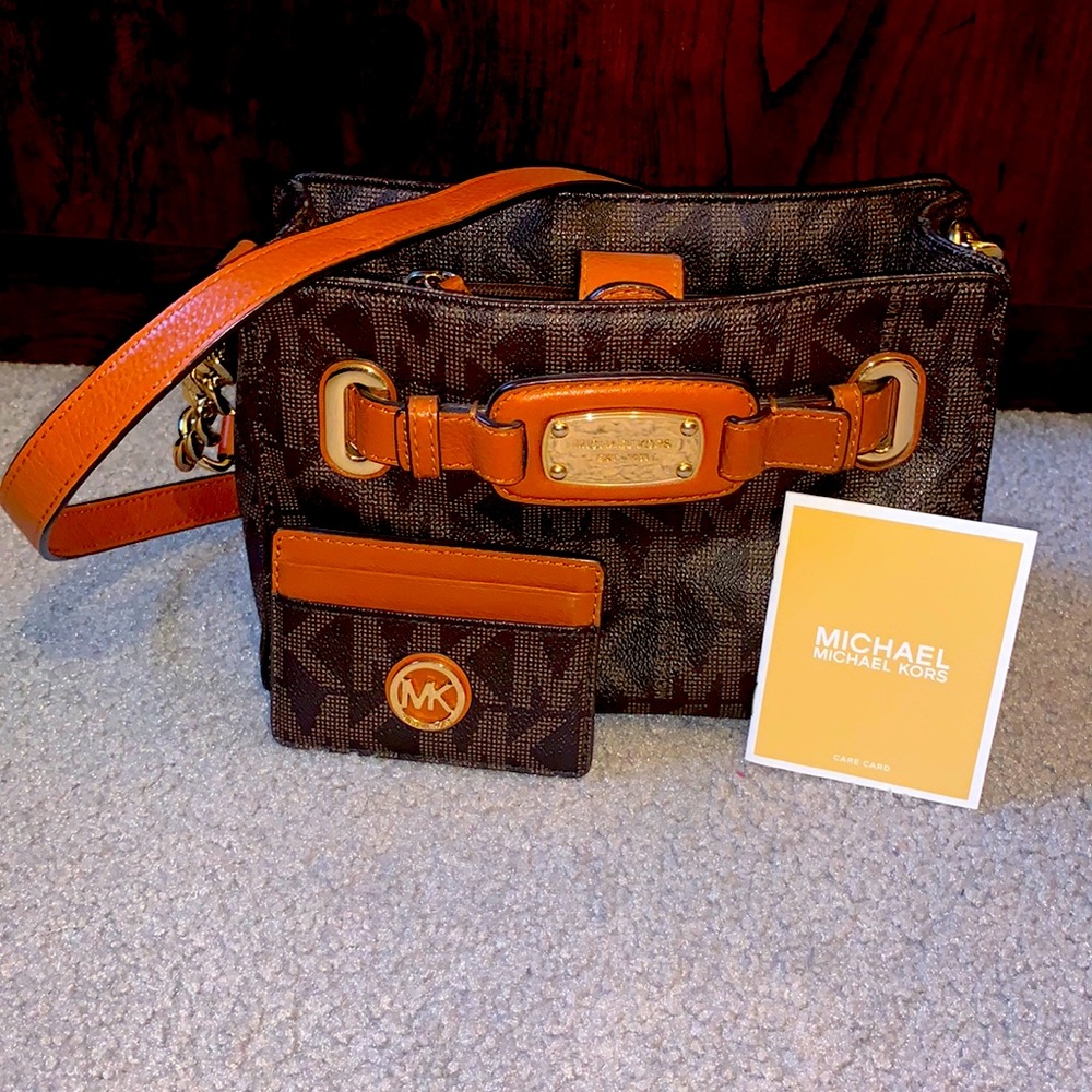 Michael Kors crossbody with Card Wallet